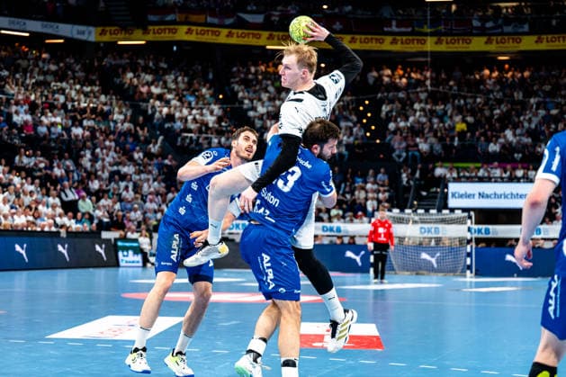 07 06 2026, xdobgx, Handball Daikin HBL, THW Kiel TBV Lemgo Lippe v l Hendrik Wagner TBV Lemgo Lippe, 28 , Eric Johansson Kiel, 21 , at the throw, in action, throwing, Tim Suton TBV Lemgo Lippe, 23 Kiel