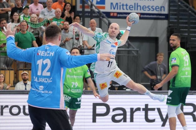 07 06 2026, xtgx, Handball, Daikin HBL, HSG Wetzlar SC Magdeburg v l Daniel Pettersson Magdeburg, 11 throws goal, Torschuetze, scores goal, Treffer, scores the goal Wetzlar