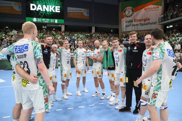07 06 2026, xtgx, Handball, Daikin HBL, HSG Wetzlar SC Magdeburg v l Magdeburg Cheers over the victory, cheers after the end of the game Wetzlar