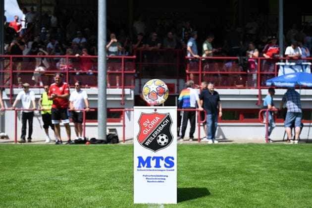 07 06 2026 Soccer Season 2025 2026 Test match Friendly match Preparation match SV Gloria Weilersbach TSV Germania Kirchehrenbach LuPf xluxpfx Crest Logo Emblem Match ball Ball SV Weilersbach