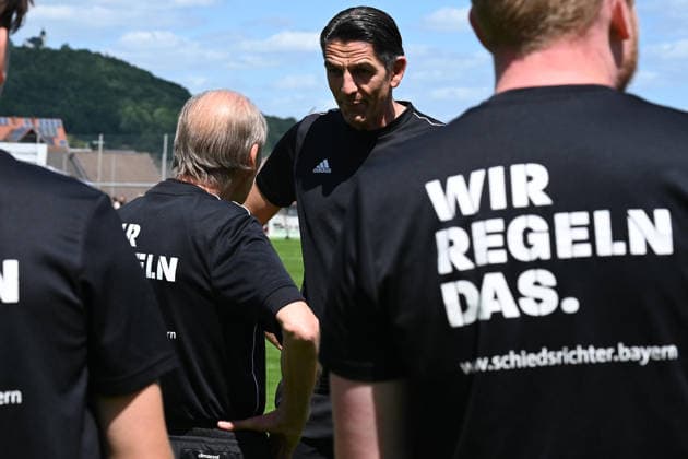 07 06 2026 Soccer season 2025 2026 Test match friendly match preparation match SV Gloria Weilersbach TSV Germania Kirchehrenbach LuPf xluxpfx Hans Rößlein Roesslein assistant and Deniz Aytekin referee from left