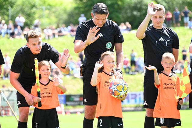 07 06 2026 Soccer season 2025 2026 Test match friendly match preparation match SV Gloria Weilersbach TSV Germania Kirchehrenbach LuPf xluxpfx David Wagner assistant referee , Deniz Aytekin referee and Benjamin Wagner assistant referee from left