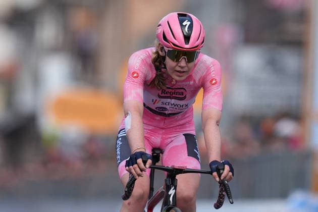 The pink jersey Netherlands™s Anna van der Breggen of Team SD Worx - Stage 9 of the Giro d™Italia Women, from Saluzzo to Saluzzo, Italy, Sunday, June 7, 2026.  Copyright: xDavidexSpada Lapressex