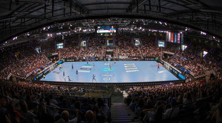 Stuttgart , Handball TVB Stuttgart VS HC Erlangen, Feature overview of the sold-out Porsche Arena with 6212 spectators