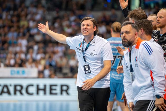 Handball I Men I Season 2025 2026 I Bundesliga I 34 Matchday I TVB Stuttgart HC Erlangen I 07 06 2026 Johannes Sellin Coach, HC Erlangen angry Stuttgart Porsche Arena Baden Württemberg Germany Copyright: xLobeca MaxxPetershansx