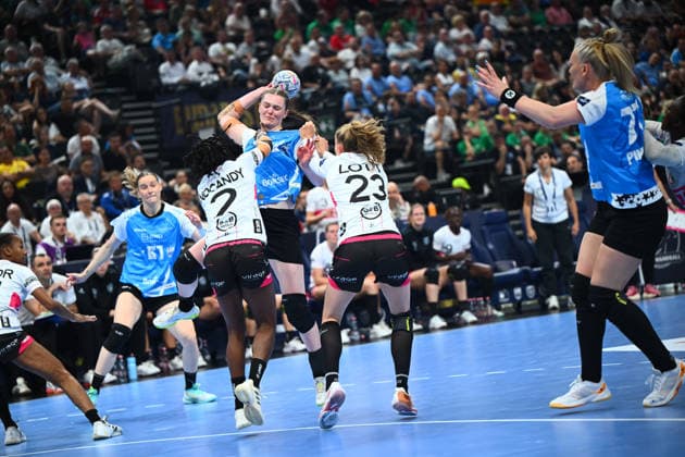 Handball, women, CL, match for 3rd place, Brest Bretagne - CSM Bucharest