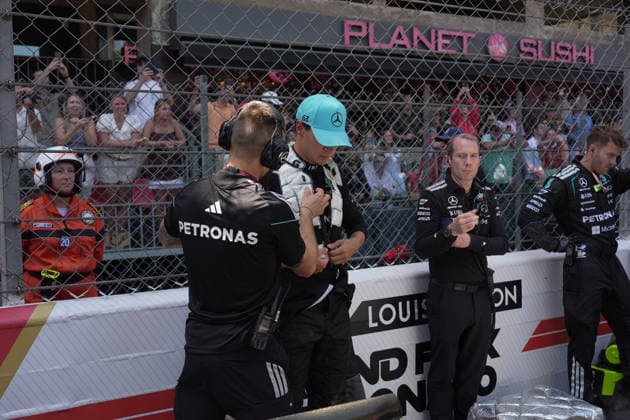 Formula 1 Louis Vuitton Grand Prix Monaco 2026 07 06 2026, Circuit de Monaco, Monte Carlo, Formula 1 Louis Vuitton Grand Prix Monaco 2026 ,in the picture George Russell GBR , Mercedes AMG Petronas Formula One Team with a cooling vest nordphotoxGmbHx xBratic nph00250