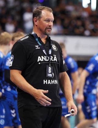 Stuttgart , Handball TVB Stuttgart VS HC Erlangen, Coach Misha Kaufmann TVB