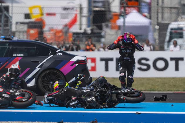 MOTO - MOTO GP - HUNGARY GRAND PRIX 2026 accident, crash BEZZECCHI Marco (ita), Aprilia Racing, Aprilia RS-GP26, portrait MARTIN Jorge (spa), Aprilia Racing, Aprilia RS-GP26, portrait ALDEGUER Fermin (spa), BK8 Gresini Racing MotoGP, Ducati Desmosedici GP25, portrait during the 2026 MotoGP Grand Prix of Hungary , on Balaton Park circuit, from June 5 to 7, in Hungary - Balaton ParkHungary  Copyright: xGIGIxSOLDANOx