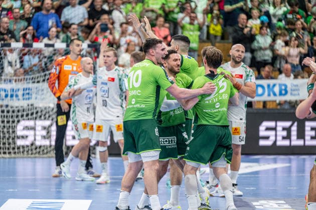 Handball Bundesliga HSG Wetzlar SC Magdeburg, 07 06 26 HSG Wetzlar remains first class Even before the final whistle, the Buderus Arena Handball Bundesliga HSG Wetzlar SC Magdeburg Wetzlar, 07 06 26 Copyright: xBEAUTIFULxSPORTS Roeczeyx
