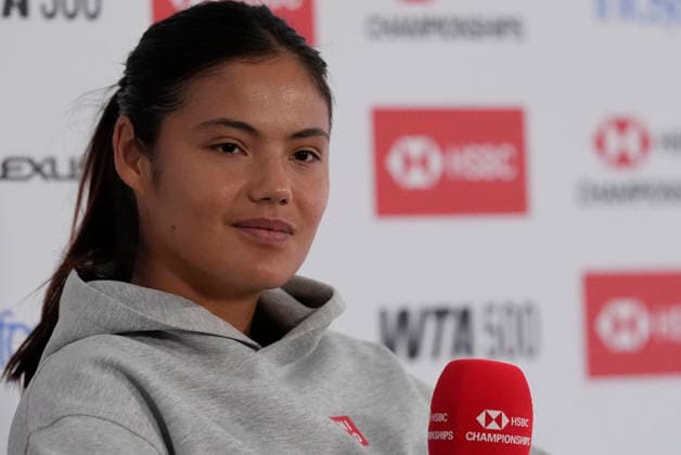 2026 The HSBC Championships - Katie Boulter & Emma Raducanu press conference, PK, Pressekonferenz Emma Raducanu speaks to the media ahead of the HSBC Championships 2026 women s tennis tournament at The Queen s Club in London, England, on June 7, 2026. London United Kingdom  Copyright: xOwenxHammondx originalFilename:hammond-thehsbcc260607_npxFK.jpg