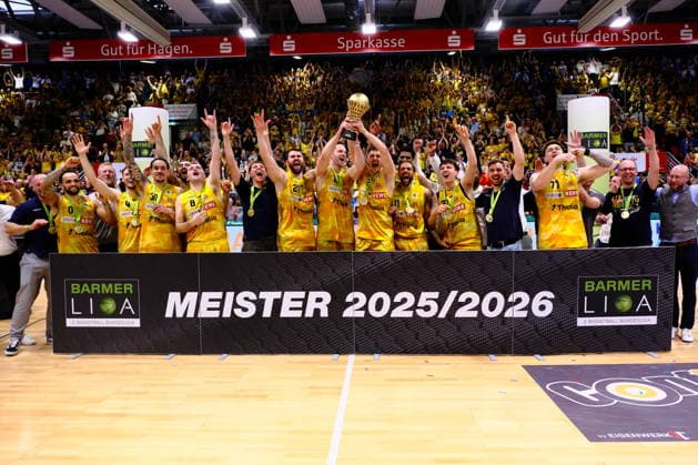 ProA Playoff Final Phoenix Hagen vs Bozic Estriche Knights Kirchheim, Hagen, 07 06 2026, Ischelandhalle Hagen Award ceremony of Phoenix Hagen, Champion 2025 2026 ProA Playoff Final Phoenix Hagen vs Bozic Estriche Knights Kirchheim, Hagen, 07 06 2026, Ischelandhalle Hagen Copyright: xBEAUTIFULxSPORTS Piepenstockx