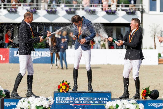 * mit 2 Umläufen (1.55 m) - 2. Umlauf Finalwertung Deutsche Meisterschaften Springreiten 2026 Balve, Reitanlage Schloss Wocklum 07. June 2026 -