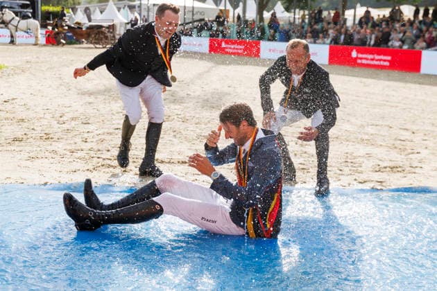 * mit 2 Umläufen (1.55 m) - 2. Umlauf Finalwertung Deutsche Meisterschaften Springreiten 2026 Balve, Reitanlage Schloss Wocklum 07. June 2026 -