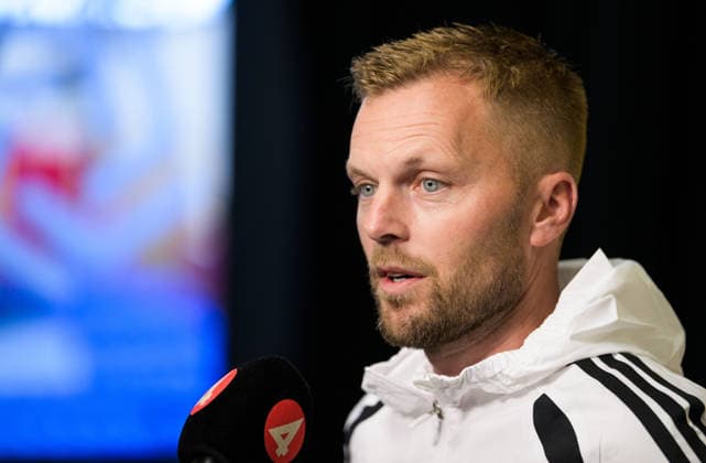 260607 Assistant coach Sebastian Larsson of the Swedish men s national football team in the mixed zone after a training session during day 4 of the FIFA World Cup 2026 on June 7, 2026 in Dallas Photo Petter Arvidson BILDBYRAN kod PA PA1222 fotboll football soccer fotball vm fotbolls vm fotball vm fotbolls vm 2026 fifa world cup 2026 mixed zone sverige sweden sverige a day 4 bbeng  Copyright: PETTERxARVIDSON BB260607PA115
