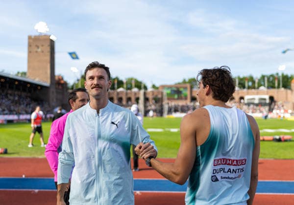 260607 Kurtis Marschall of Australia and Armand Duplantis of Sweden after the men s pole vault during Bauhaus galan, part of the Diamond League series, June 7, 2026 in Stockholm Photo Maxim ThorÃ BILDBYRAN kod MT MT1057 friidrott athletics friidrett diamond league bauhaus galan bbeng Stockholm sverige  Copyright: MAXIMxTHORE BB260607MT111
