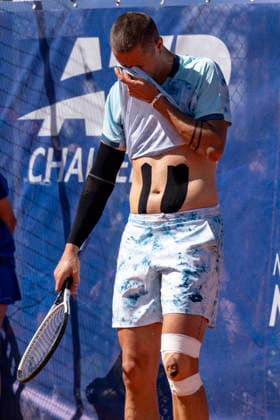 TENNIS : Open Sopra Steria - Lyon Villeurbanne 07 06 2026 Maxime Janvier se qualifie pour le 1er tour du tournoi de tennis ATP, Tennis Herren Challenger Tour, Open Sopra Steria Ã Lyon-Villeurbanne, le 07 06 2026. Photo Sandrine Thesillat PsNewZ  Copyright: xSandrinexTHESILLATx