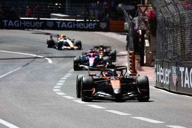 81 PIASTRI Oscar from , McLaren F1 Team MCL40, action Monte Carlo Monaco