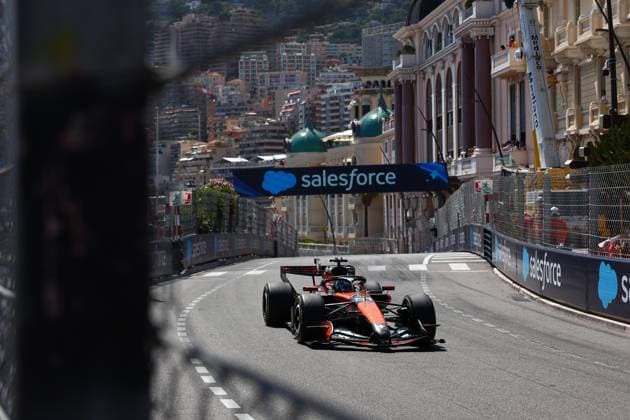 81 PIASTRI Oscar from , McLaren F1 Team MCL40, action Monte Carlo Monaco