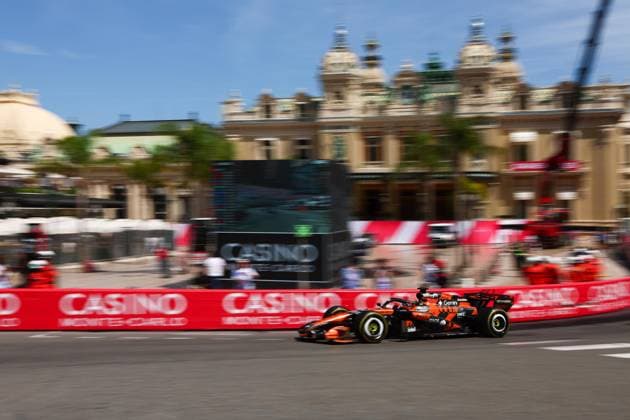 81 PIASTRI Oscar from , McLaren F1 Team MCL40, action Monte Carlo Monaco