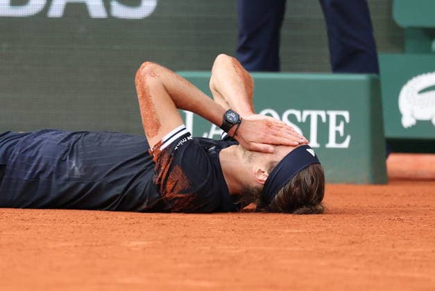ROLAND GARROS 2026 Thierry Larret MAXPPP - PARIS (75) 07 06 2026 Thierry Larret Maxppp. Tennis. Roland Garros 2026. Internationaux de France de tennis. Stade Roland Garros, Paris (75). Le 7 Juin. Court Philippe CHATRIER : Finale Hommes. Flavio COBOLLI (ITA) vs Alexander ZVEREV (GER). PARIS (75) STADE ROLAND GARROS PARIS ILE DE FRANCE FRANCE  Copyright: xMAXPPPxThierryxLarretx TLR202606073296 TLR202606073296