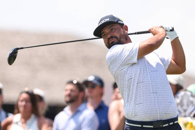 DUBLIN, OH - JUNE 07: J.J. Spaun of the United States watches his tee shot on the first hole during the final round of the Memorial Tournament presented by Workday at Muirfield Village Golf Club on June 7, 2026 in Dublin, OH. (Photo by Ian Johnson Icon Sportswire) GOLF: JUN 07 PGA, Golf Herren the Memorial Tournament presented by Workday EDITORIAL USE ONLY Icon260607032