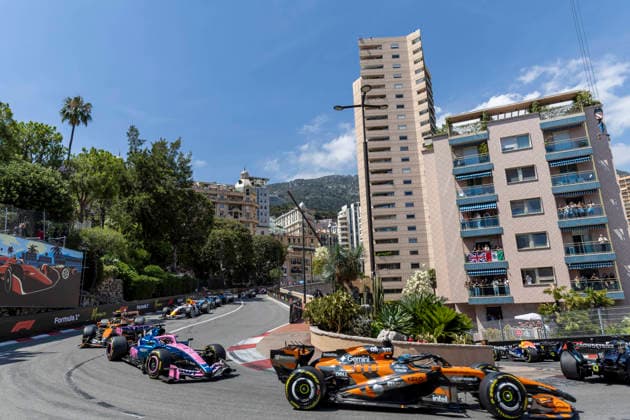 RECORD DATE NOT STATED 7th June 2026: Circuit de Monaco, Monaco: Formula One Monaco Grand Prix, Race Day; Oscar Piastri in his McLaren Mastercard F1 Team McLaren-Mercedes MCL40 Mercedes-AMG F1 M17 mid pack at the start TimxWilliams