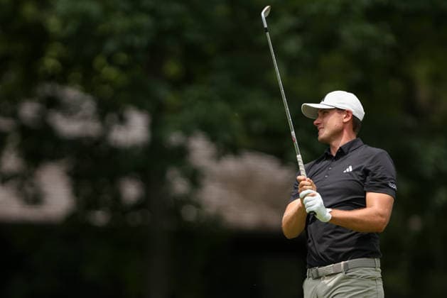 DUBLIN, OH - JUNE 07: Ludvig Aberg of Sweden hits an approach shot on the 9th hole during the final round of the Memorial Tournament presented by Workday at Muirfield Village Golf Club on June 7, 2026 in Dublin, OH. (Photo by Ian Johnson Icon Sportswire) GOLF: JUN 07 PGA, Golf Herren the Memorial Tournament presented by Workday EDITORIAL USE ONLY Icon260607041