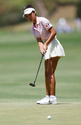 Amateur golfer Aphrodite Deng of Canada putts on the 1st green during the final round of the 81st Wome s U.S. Open golf championship at the Riviera Country Club in Pacific Palisades, California, on Sunday, June 7, 2026.  GLP20260607923 CAROLINExBREHMAN