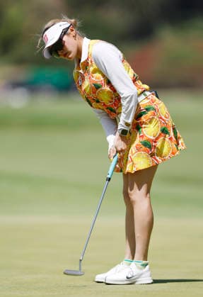 Shiho Kuwaki of Japan putts on the 1st green during the final round of the 81st Women s U.S. Open golf championship at the Riviera Country Club in Pacific Palisades, California, on Sunday, June 7, 2026.  GLP20260607925 CAROLINExBREHMAN