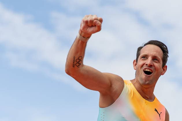 260607 Renaud Lavillenie of France celebrates in the men s pole vault during Bauhaus galan, part of the Diamond League series, June 7, 2026 in Stockholm Photo Maxim ThorÃ BILDBYRAN kod MT MT1057 friidrott athletics friidrett diamond league bauhaus galan bbeng Stockholm  Copyright: MAXIMxTHORE BB260607MT146