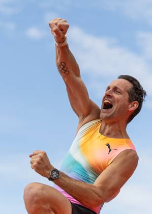 260607 Renaud Lavillenie of France celebrates in the men s pole vault during Bauhaus galan, part of the Diamond League series, June 7, 2026 in Stockholm Photo Maxim ThorÃ BILDBYRAN kod MT MT1057 friidrott athletics friidrett diamond league bauhaus galan bbeng Stockholm  Copyright: MAXIMxTHORE BB260607MT147
