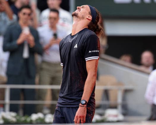 Alexander Zverev GER cheers after the victory, Cheers, Joy, Emotion, Men s Singles, Men s Singles, Final, Final Tennis French Open 2026 Roland Garros Paris France 7 June 2026 Copyright: xJuergenxHasenkopfx