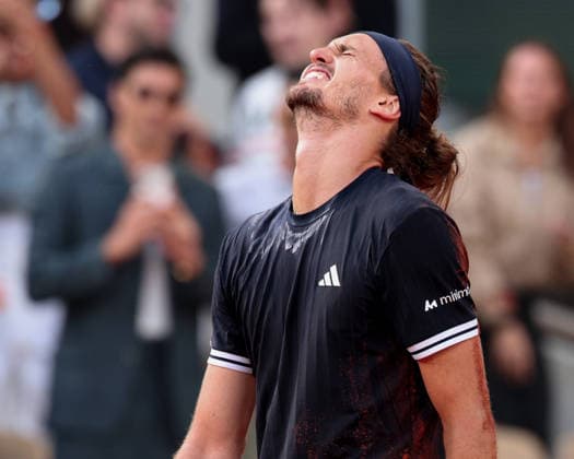 Alexander Zverev GER cheers after the victory, Cheers, Joy, Emotion, Men s Singles, Men s Singles, Final, Final Tennis French Open 2026 Roland Garros Paris France 7 June 2026 Copyright: xJuergenxHasenkopfx