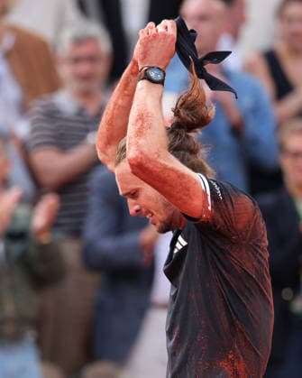 Alexander Zverev GER cheers after the victory, Cheers, Joy, Emotion, Men s Singles, Men s Singles, Final, Final Tennis French Open 2026 Roland Garros Paris France 7 June 2026 Copyright: xJuergenxHasenkopfx