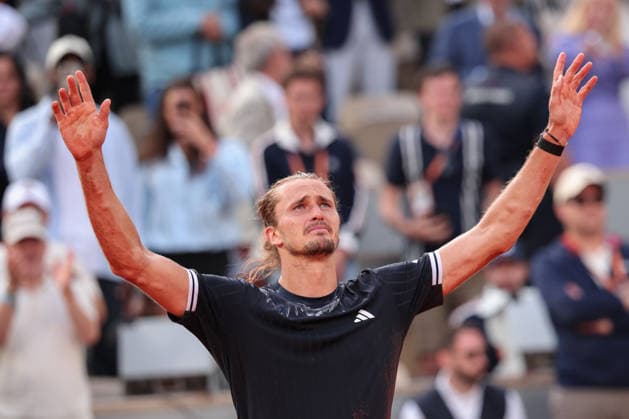 Alexander Zverev GER cheers after the victory, Cheers, Joy, Emotion, Men s Singles, Men s Singles, Final, Final Tennis French Open 2026 Roland Garros Paris France 7 June 2026 Copyright: xJuergenxHasenkopfx
