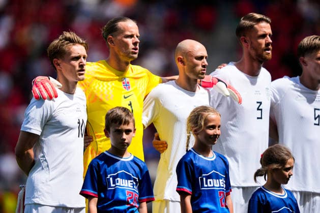 Football World Cup 2026 Harrison, New Jersey, USA 20260607 Norways Martin odegaard, goalkeeper orjan Nyland, Fredrik Aursnes and Kristoffer Ajer during the international football match between Norway and Morocco at Sports Illustrated Stadium Photo Fredrik Varfjell NTB Harrison, New Jersey USA EDITORIAL USE ONLY RESTRICTED USE FOR BETTING COMPANIES  Copyright: xFredrikxVarfjellx xNTBx