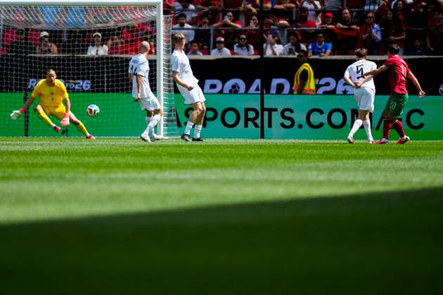 Football World Cup 2026 Harrison, New Jersey, USA 20260607 Norways goalkeeper orjan Nyland and Moroccos Brahim Diaz score 1-0 during the international football match between Norway and Morocco at Sports Illustrated Stadium Photo Fredrik Varfjell NTB Harrison, New Jersey USA EDITORIAL USE ONLY RESTRICTED USE FOR BETTING COMPANIES  Copyright: xFredrikxVarfjellx xNTBx