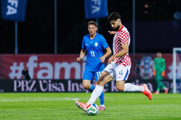 Pre World cup international friendly 2026 match between Croatia and Slovenia Josko Gvardiol Croatia 4 and Tjas Begic Slovenia 11 seen in action during Pre World cup international friendly 2026 football match between Croatia and Slovenia, Stadium Varteks, Varazdin, Croatia 07 06 2026 Copyright: xBEAUTIFULxSPORTS Bosnjakovicx