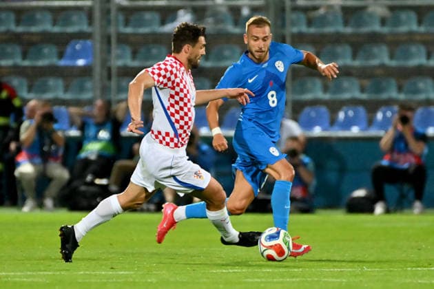 VARAZDIN, CROATIA - JUNE 07: Mateo Kovacic of Croatia (L) in action against Sandi Lovric of Slovenia (R) during the International men’s football Friendly match between Croatia and Slovenia at Stadium Varteks, Varazdin on June 07, 2026 in Varazdin, Croatia. (Photo by Igor Kupljenik Sports Press Photo).  Copyright: xIgorxKupljenikx xSPPx Sportspressphoto_SPR163057