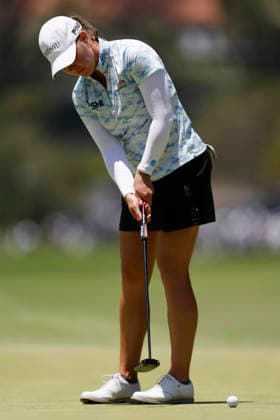 Jennifer Kupcho putts on the 1st hole during the final round of the 81st Women s U.S. Open golf championship at the Riviera Country Club in Pacific Palisades, California, on Sunday, June 7, 2026.  GLP20260607941 CAROLINExBREHMAN