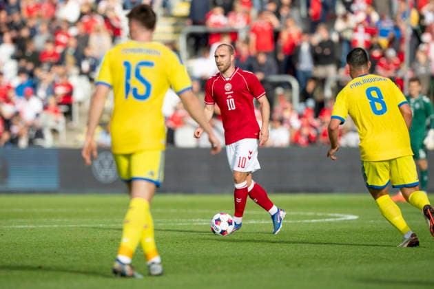 National Team Test Match Denmark Ukraine Denmark s Christian Eriksen between Ukraine s Tsygankov and Ruslan Malinovskyi during the international football match between Denmark and Ukraine at Odense Stadium on Sunday, June 7, 2026 Photo Bo Amstrup Ritzau Scanpix , Odense Denmark Mors  Copyright: BoxAmrstrupx xRitzauxScanpix BoxAmstrupx spdk20260607-223510-L