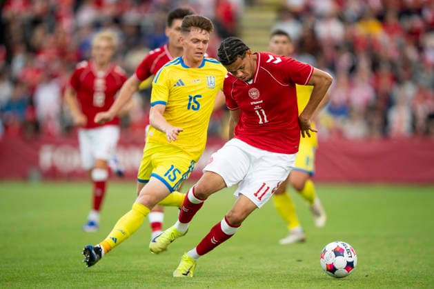 National team test match Denmark Ukraine Denmark s William Osula in action with Ukraine s Viktor Tsygankov during the international football match between Denmark and Ukraine at Odense Stadium on Sunday, June 7, 2026 Photo Bo Amstrup Ritzau Scanpix , Odense Denmark Mors  Copyright: BoxAmrstrupx xRitzauxScanpix BoxAmstrupx spdk20260607-223640-L