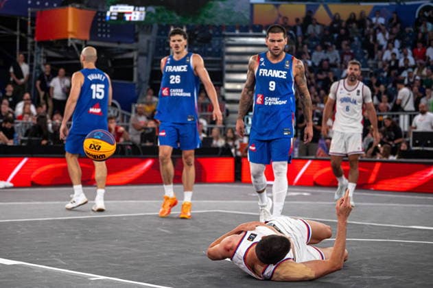 Warszawa 07.06.2026. 3x3 Basketball World Cup Day 7 in Warsaw, Poland. Serbia - France match --- Mistrzostwa Swiata w koszykowce 3x3 Dzien 7 w Warszawie. Mecz Serbia - Francja Persons Shown : Jules Rambaut Emmanuel Monceau Strahinja Stojacic Fot. Kai Taller Arena Akcji NEWSPIX.PL --- newspix.pl 