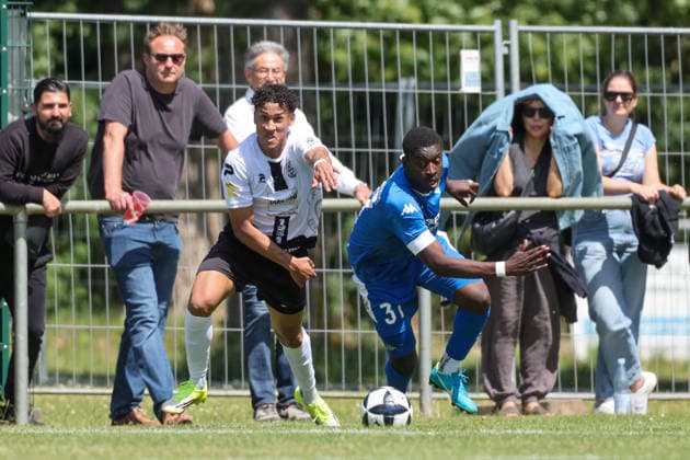 Soccer promotion match RL SW FC Eddersheim FK 03 Pirmasens 07 06 26, ANGEL ARTHEE FCE , ELIAKIM MBILA KUKANDA FKP ,