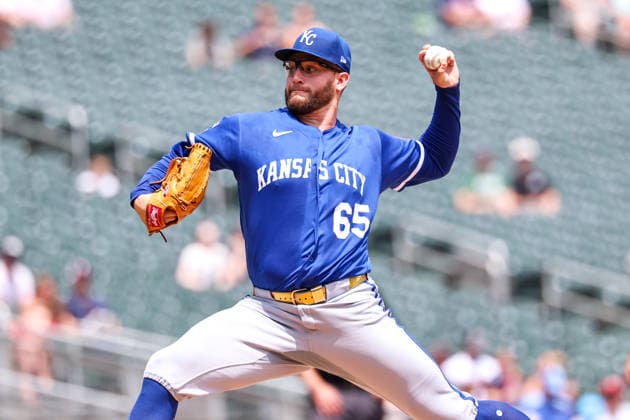 June 7, 2026, Minneapolis, Minnesota, USA: Kansas City Royals starting pitcher NOAH CAMERON (65) pitches against the Minnesota Twins in the first inning during a MLB, Baseball Herren, USA Baseball game between the Kansas City Royals and the Minnesota Twins at Target Field in Minneapolis, Minnesota on June 7th, 2026. The Royals defeated the Twins 6-5. ZUMA Press Wire. MLB 2026: Royals 6:5 Twins  - ZUMAg254 20260607_zsp_g254_030 Copyright: xStevenxGarciax