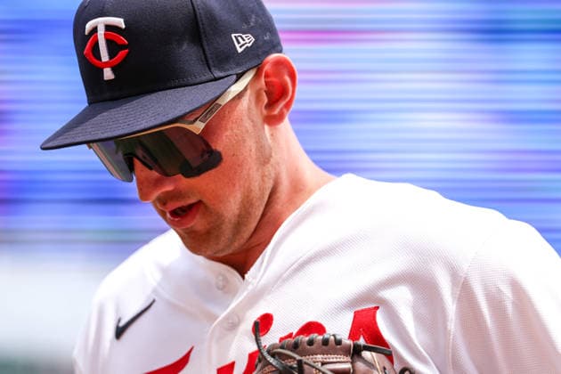 June 7, 2026, Minneapolis, Minnesota, USA: Minnesota Twins third baseman BROOKS LEE (22) looks on during a MLB, Baseball Herren, USA Baseball game between the Kansas City Royals and the Minnesota Twins at Target Field in Minneapolis, Minnesota on June 7th, 2026. The Royals defeated the Twins 6-5. ZUMA Press Wire. MLB 2026: Royals 6:5 Twins  - ZUMAg254 20260607_zsp_g254_029 Copyright: xStevenxGarciax