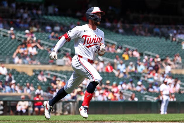 June 7, 2026, Minneapolis, Minnesota, USA: Minnesota Twins left fielder KODY CLEMENS (2) runs to first base for a single in the second inning during a MLB, Baseball Herren, USA Baseball game between the Kansas City Royals and the Minnesota Twins at Target Field in Minneapolis, Minnesota on June 7th, 2026. The Royals defeated the Twins 6-5. ZUMA Press Wire. Minneapolis USA - ZUMAg254 20260607_zsp_g254_035 Copyright: xStevenxGarciax