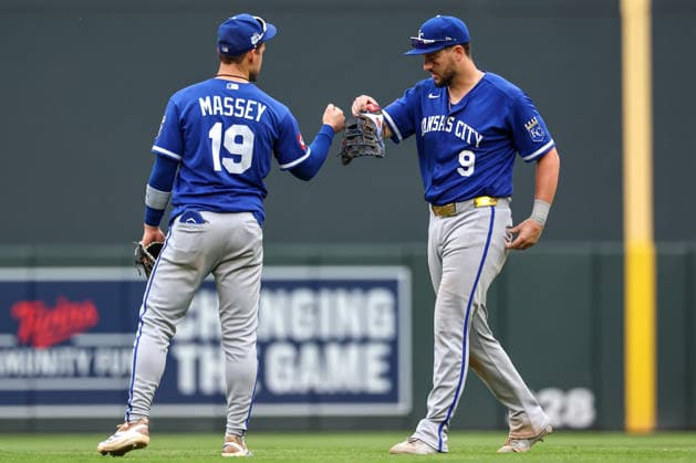 June 7, 2026, Minneapolis, Minnesota, USA: Kansas City Royals second baseman MICHAEL MASSEY (19) and Kansas City Royals second baseman MICHAEL MASSEY (19) celebrate the win during a MLB, Baseball Herren, USA Baseball game between the Kansas City Royals and the Minnesota Twins at Target Field in Minneapolis, Minnesota on June 7th, 2026. The Royals defeated the Twins 6-5. ZUMA Press Wire. Minneapolis USA - ZUMAg254 20260607_zsp_g254_056 Copyright: xStevenxGarciax