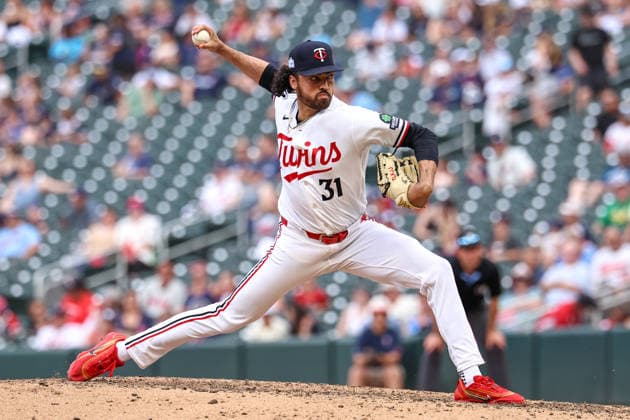 June 7, 2026, Minneapolis, Minnesota, USA: Minnesota Twins pitcher JUSTIN LAWRENCE (31) pitches in the ninth inning during a MLB, Baseball Herren, USA Baseball game between the Kansas City Royals and the Minnesota Twins at Target Field in Minneapolis, Minnesota on June 7th, 2026. The Royals defeated the Twins 6-5. ZUMA Press Wire. Minneapolis USA - ZUMAg254 20260607_zsp_g254_062 Copyright: xStevenxGarciax